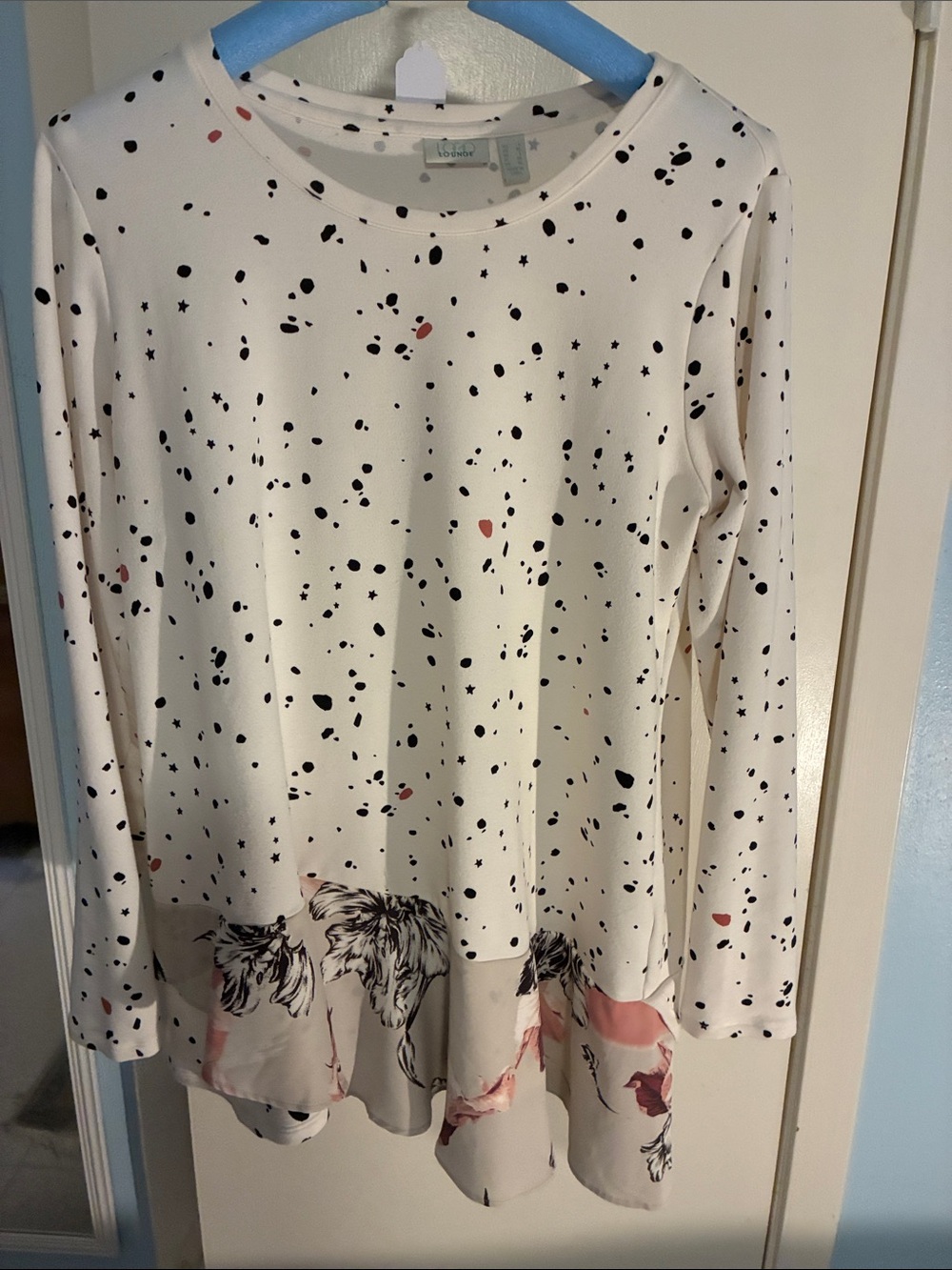 LOGO by Lori Goldstein Cream Speckled Long Sleeve Tunic with Floral Hem
